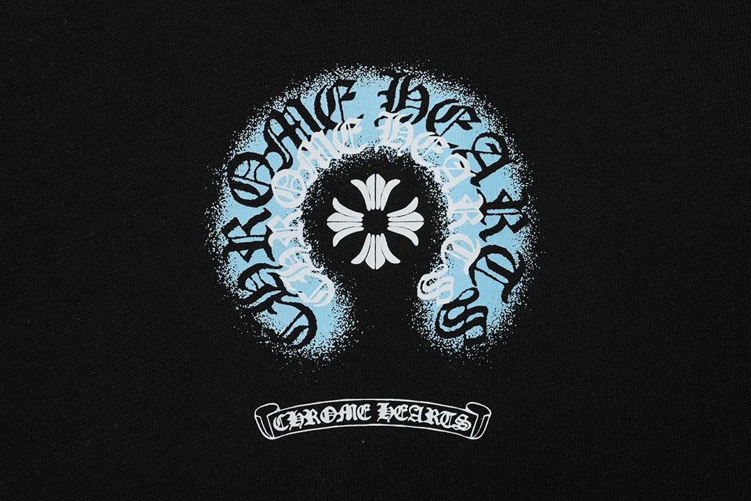 P150 Chrome Hearts 2026 official website new style Sanskrit letter logo on the front and back, same style for men and women, short-sleeved T-shirt ·Customized 300g 100% double yarn pure cotton fabric ·Dyeing 32 counts double-strand thread ·Collar label, hangtag, main mark and three labels complete Color: Black Size: XS S M L